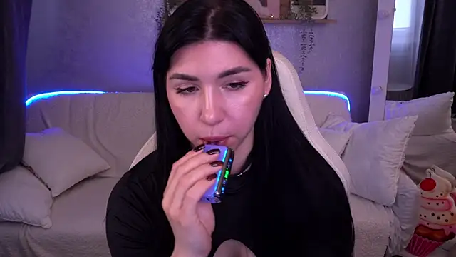 EmilyCandyy online show from 11-13-25, 07:12