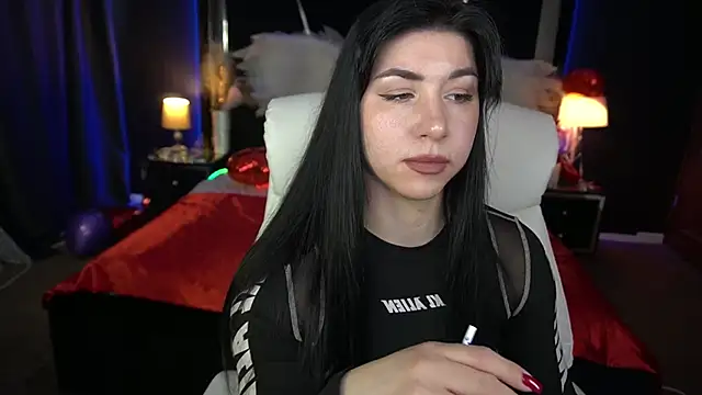 Snapshot of EmilyCandyy chatting on 02-09-26, 07:28 EmilyCandyy online show from 02-09-26, 07:28