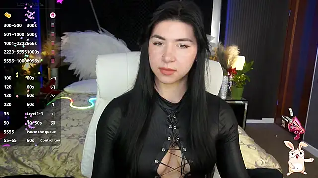 EmilyCandyy online show from 04-11-26, 06:21