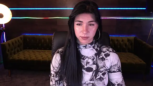 Snapshot of EmilyCandyy chatting on 09-11-25, 06:13 EmilyCandyy online show from 09-11-25, 06:13