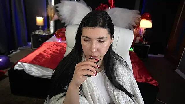 Snapshot of EmilyCandyy chatting on 02-06-26, 07:04 EmilyCandyy online show from 02-06-26, 07:04