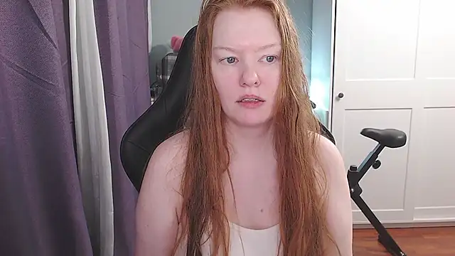 Snapshot of Lady_Inari chatting on 10-21-25, 08:41 Lady Inari online show from 10-21-25, 08:41