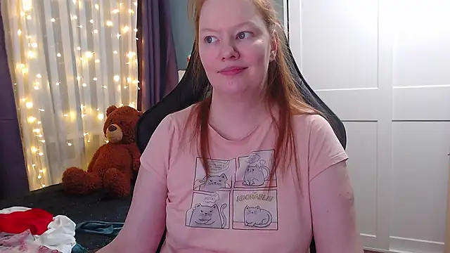 Snapshot of Lady_Inari chatting on 01-22-25, 11:32 Lady Inari online show from 01-22-25, 11:32