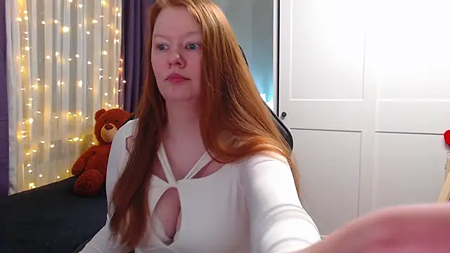 Snapshot of Lady_Inari chatting on 02-26-25, 07:53 Lady Inari online show from 02-26-25, 07:53