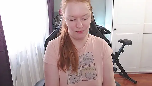 Snapshot of Lady_Inari chatting on 10-18-25, 01:46 Lady Inari online show from 10-18-25, 01:46