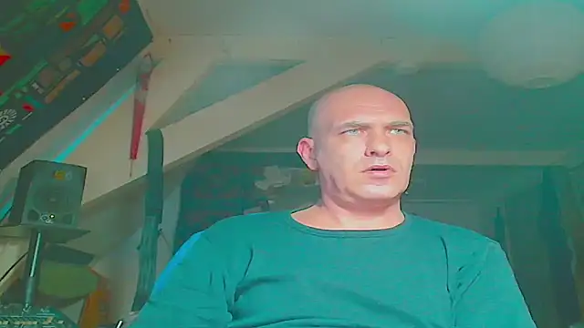 maxhard77 online show from 05-16-26, 03:27