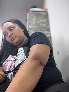 yanza2002 online show from 02-26-25, 02:19