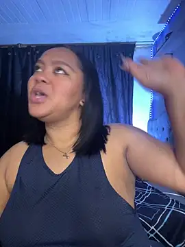 yanza2002 online show from 11-29-25, 11:38