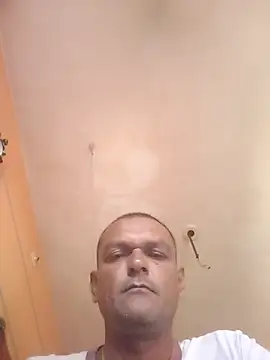 Snapshot of jay2425 chatting on 11-16-25, 06:29 jay2425 online show from 11-16-25, 06:29