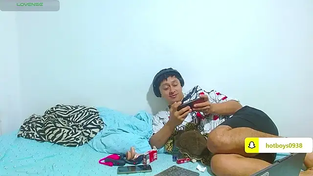 biglatin80 online show from 10-22-25, 08:19