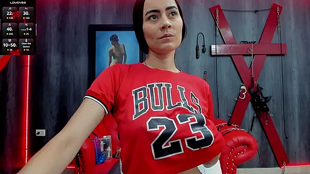 Liittledolly online show from 11-18-25, 01:14