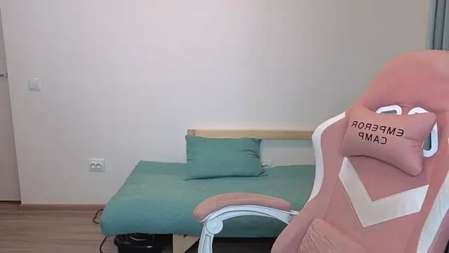 Jessy Ginger online show from 12-17-25, 10:09