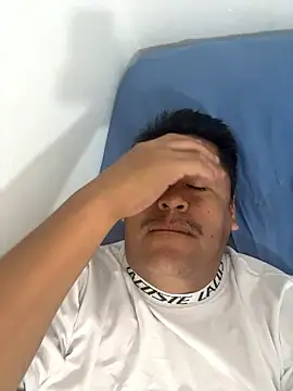 julius semen online show from 01-16-26, 03:32