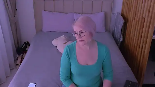 sabrinamacmarren online show from 03-19-26, 07:52