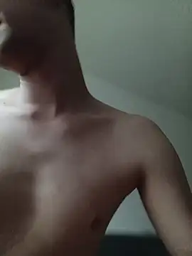 twinksbadboyhot online show from 06-24-26, 03:49