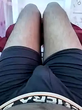 Snapshot of bigh96dik chatting on 02-17-25, 05:36 bigh96dik online show from 02-17-25, 05:36