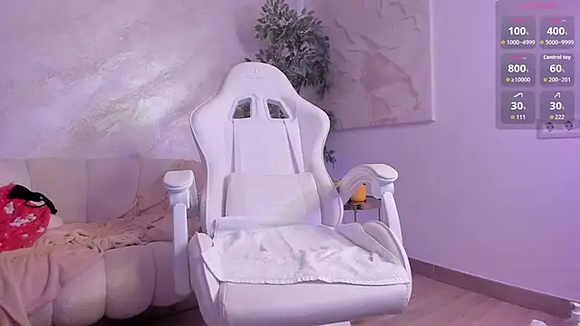 Snapshot of lissababe1 chatting on 04-21-26, 01:42 lissababe1 online show from 04-21-26, 01:42