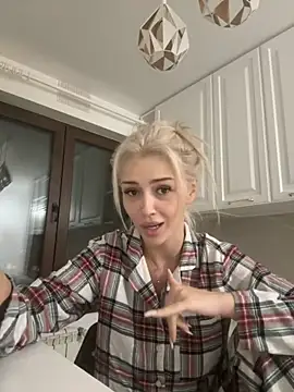 lissababe1 online show from 11-03-25, 10:02