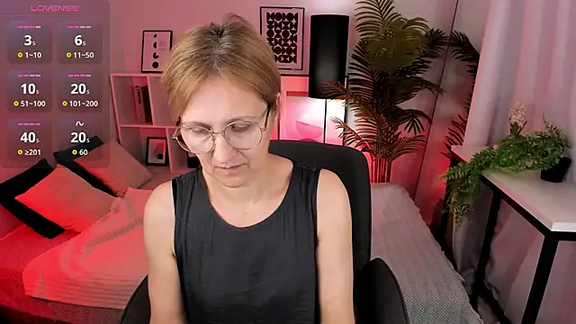 Paris Cherry online show from 03-01-26, 01:11