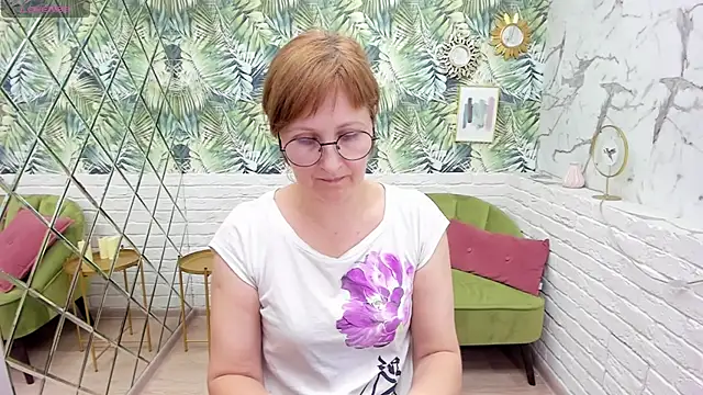 Snapshot of Paris_Cherry chatting on 03-09-25, 08:31 Paris Cherry online show from 03-09-25, 08:31