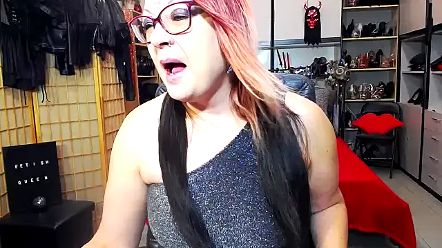 LindaDaemonX online show from 12-02-25, 07:43