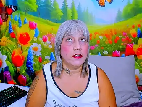 indianroxy online show from 06-17-26, 07:08