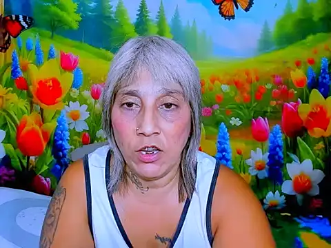 indianroxy online show from 06-17-26, 07:46