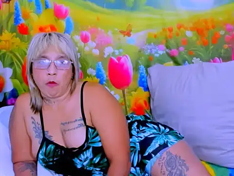 indianroxy online show from 07-25-26, 08:37