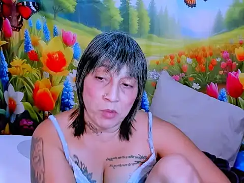 Snapshot of indianroxy chatting on 05-19-26, 04:58 indianroxy online show from 05-19-26, 04:58