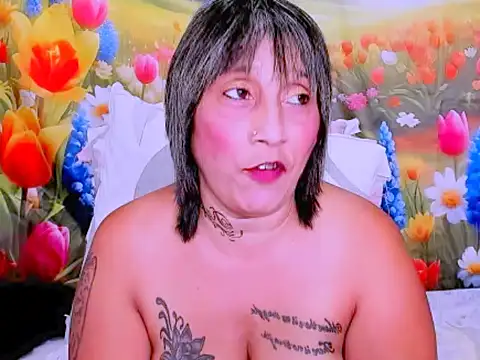 Snapshot of indianroxy chatting on 02-04-26, 06:36 indianroxy online show from 02-04-26, 06:36