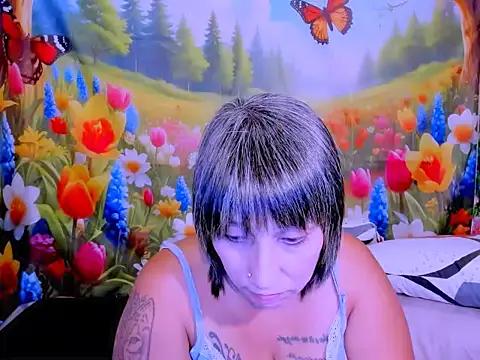 Snapshot of indianroxy chatting on 05-08-26, 04:33 indianroxy online show from 05-08-26, 04:33