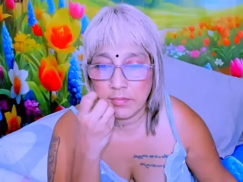 indianroxy online show from 07-02-26, 03:23