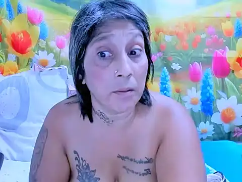 Snapshot of indianroxy chatting on 01-08-26, 06:08 indianroxy online show from 01-08-26, 06:08