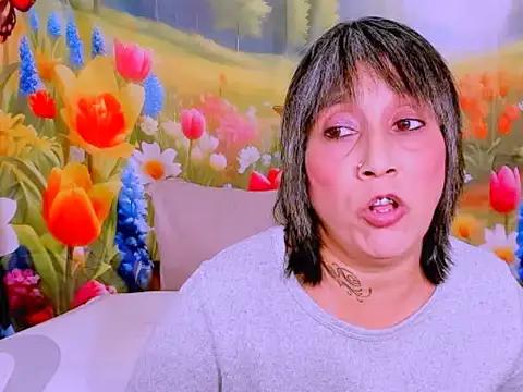 Snapshot of indianroxy chatting on 02-15-26, 07:57 indianroxy online show from 02-15-26, 07:57