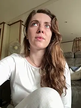 MariiD online show from 04-17-26, 11:02