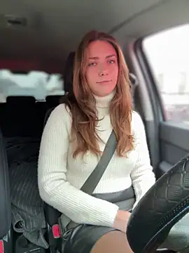 Snapshot of MariiD chatting on 10-24-25, 08:35 MariiD online show from 10-24-25, 08:35