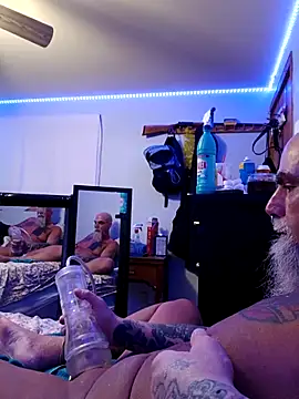 EdgarAlenPole online show from 02-13-26, 07:52