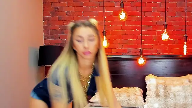 ChristynaRoss online show from 01-31-26, 08:29