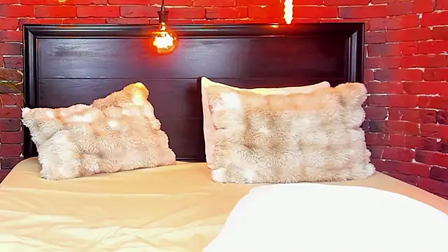 ChristynaRoss online show from 02-24-26, 08:10