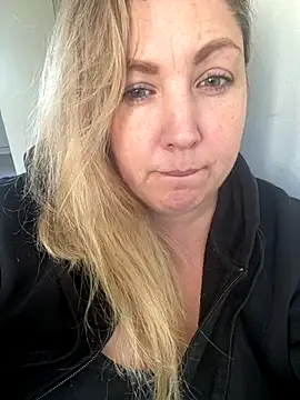 Anna Alexa online show from 11-17-25, 10:30