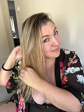 Anna Alexa online show from 03-14-25, 08:42