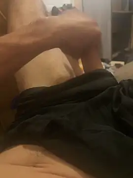 Snapshot of mikeylong chatting on 05-30-26, 10:48 mikeylong online show from 05-30-26, 10:48