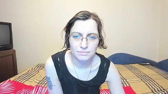 Snapshot of MarilynDream chatting on 03-05-25, 10:32 MarilynDream online show from 03-05-25, 10:32