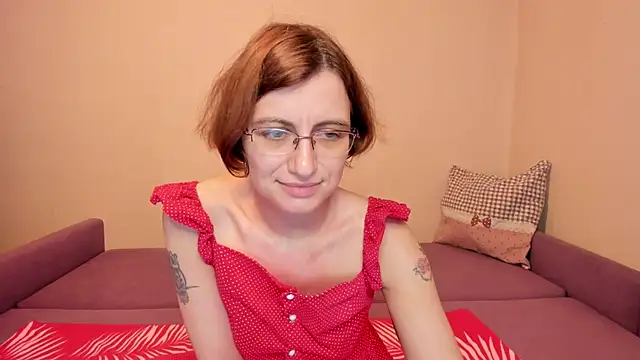 MarilynDream online show from 11-12-25, 06:56