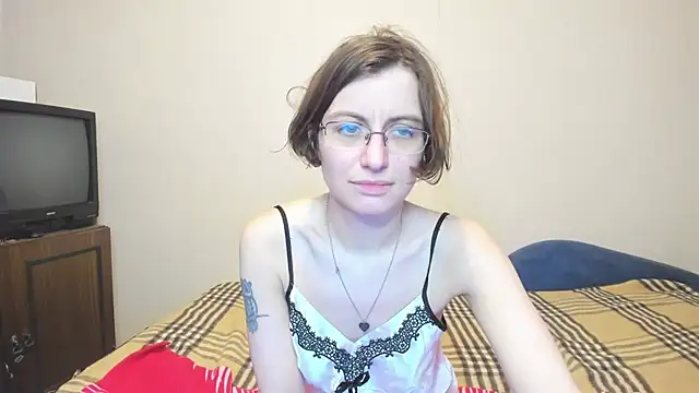 Snapshot of MarilynDream chatting on 02-26-25, 12:30 MarilynDream online show from 02-26-25, 12:30