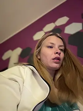 AnastasiaAniess online show from 04-01-26, 04:36