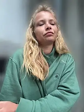 AnastasiaAniess online show from 06-06-26, 04:56