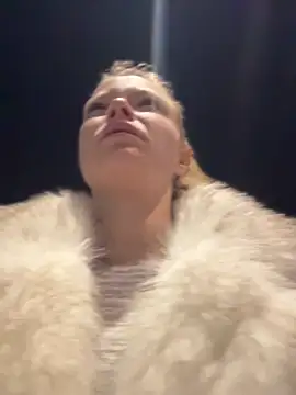 AnastasiaAniess online show from 04-12-26, 02:48