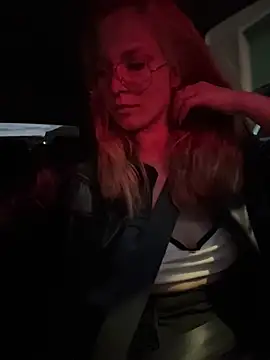 AnastasiaAniess online show from 04-15-26, 06:34