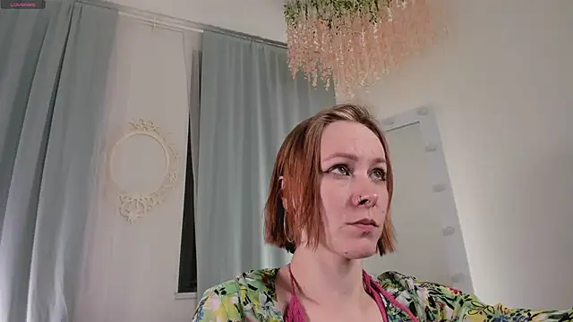 LilianKroft online show from 04-12-26, 12:52